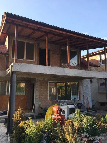 Casa in vendita da rifinire a Novi Iskar