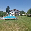 Casa in vendita con piscina vicino a Dobrich