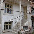 Casa da ristrutturare in vendita vicino a Karlovo