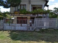 Casa con garage in vendita vicino a Dobrich