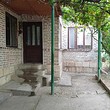 Casa con ampio cortile in vendita nel comune di Alfatar