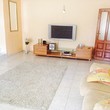 Enorme appartamento di cinque stanze in vendita a Ravda