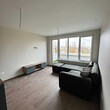 Ampio appartamento in vendita a Sofia, Druzhba