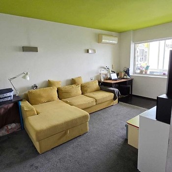 Ampio appartamento in vendita a Varna