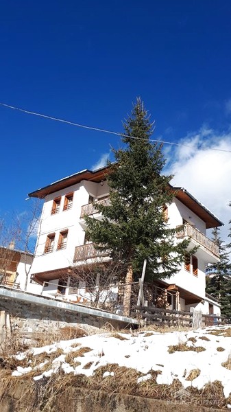 Grande casa in vendita vicino a Pamporovo