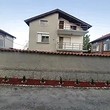 Grande casa in vendita vicino a Plovdiv