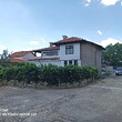 Ampia casa in vendita vicino a Stara Zagora
