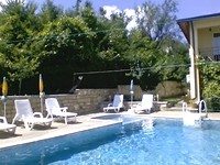 Grande casa in vendita con piscina a Varna