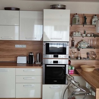 Ampio nuovo appartamento in vendita a Saint Vlas