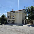 Ampia casa ristrutturata in vendita vicino a Yambol