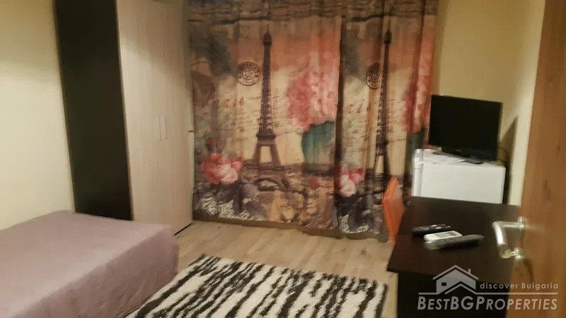 Ampio appartamento con tre camere da letto in vendita a Blagoevgrad