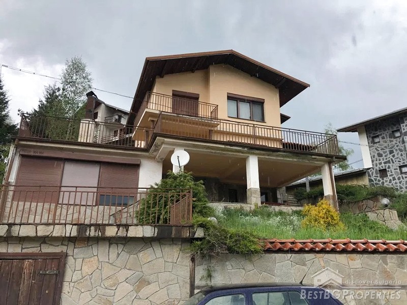 Bella casa in vendita sulle montagne vicino a Pamporovo
