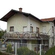 Bella casa in vendita vicino a Pernik