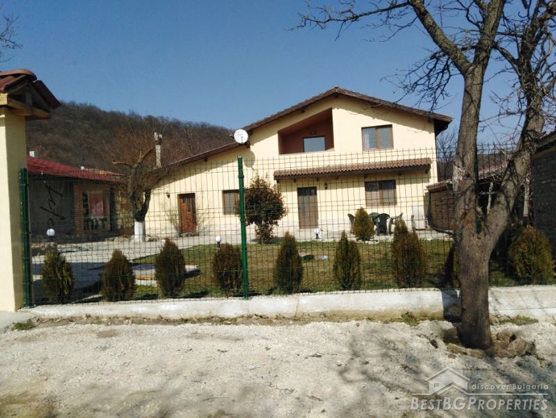 Casa arredata di lusso in vendita vicino a Varna