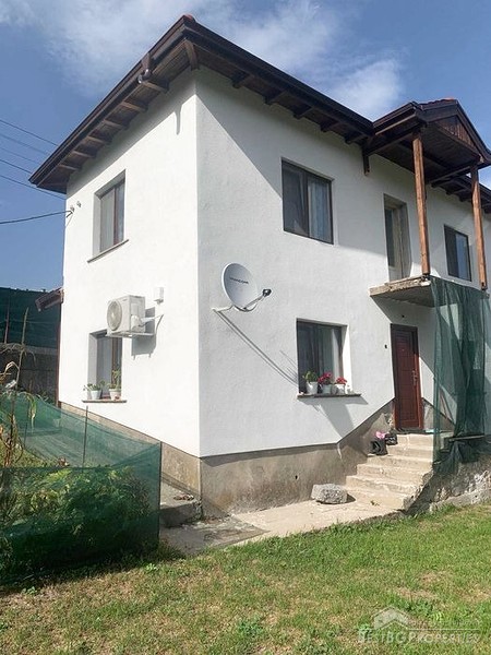 Casa di montagna in vendita vicino a Smolyan