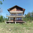 Casa ordinata in vendita nella montagna di Stara Planina
