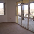 Nuovo 8 km di villa da Varna