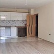 Nuovo appartamento con cortile in vendita a Plovdiv