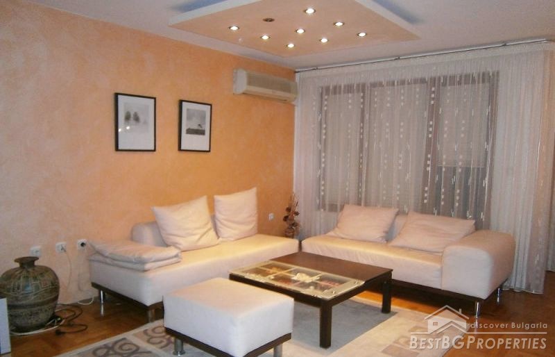 Nuovo appartamento ammobiliato in vendita a Burgas