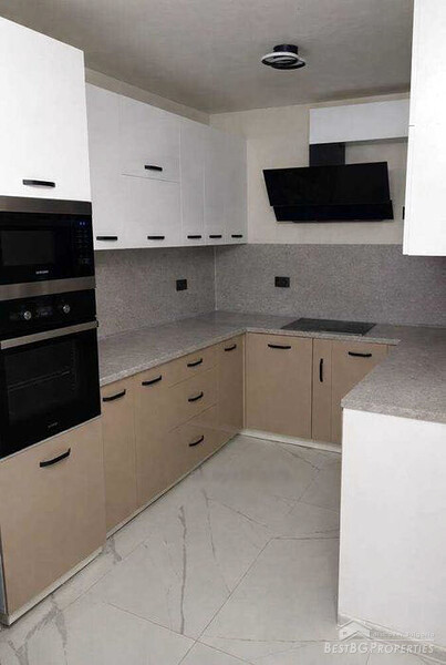 Nuovo appartamento arredato in vendita a Stara Zagora