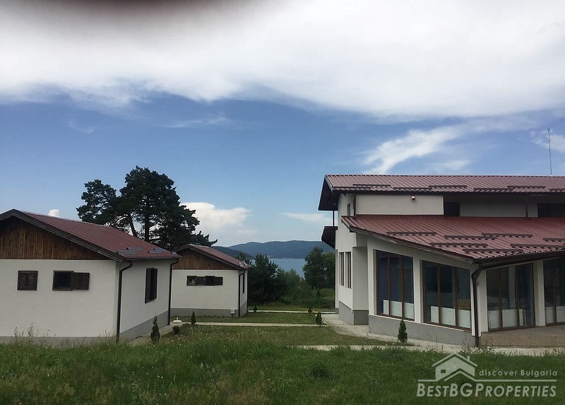 Nuovo hotel in vendita sul lago di Batak