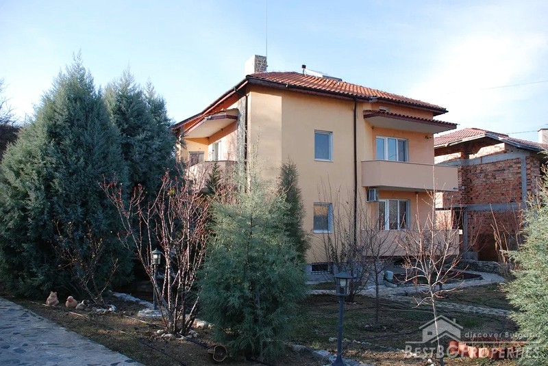 Nuova casa in vendita vicino a Sandanski