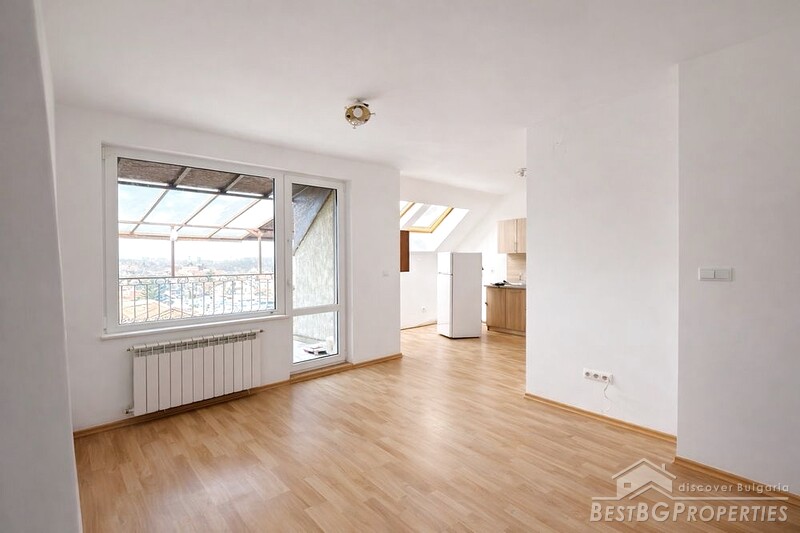 Appartamento ristrutturato di recente in vendita a Sofia