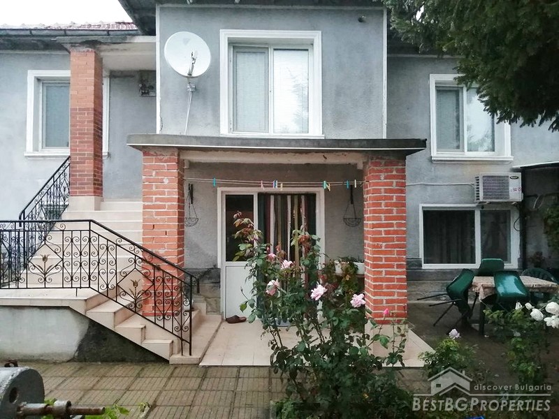 Bella casa in vendita vicino a Plovdiv