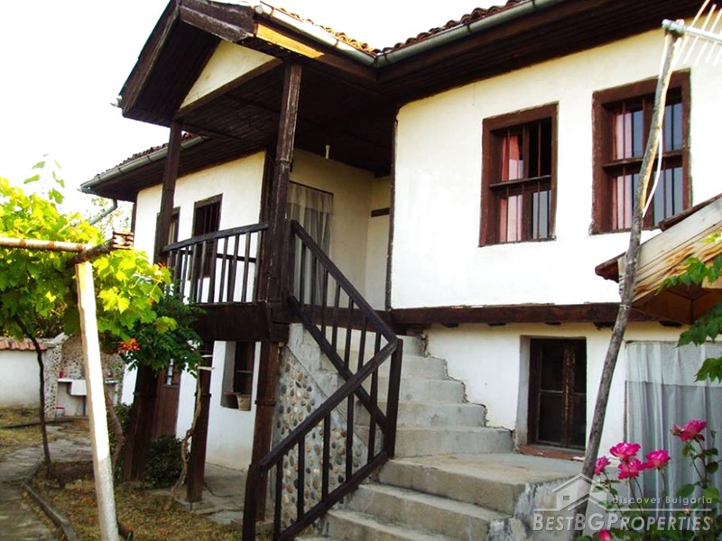 Vecchia casa di rinascita bulgara in vendita vicino a Pazardzhik