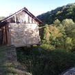 Vecchia casa in vendita in montagna
