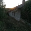 Vecchia casa in vendita in montagna vicino a Elena
