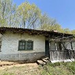 Vecchia casa in vendita vicino al lago Iskar
