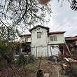 Vecchia casa in vendita vicino a Troyan