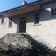 Vecchia casa in vendita da ristrutturare vicino a Varna