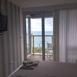 Appartamento con una camera da letto con vista sul mare a Golden Sands