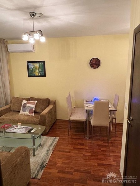 Appartamento arredato con una camera da letto in vendita a Bansko