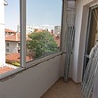 Appartamento ristrutturato con monolocale mansardato in vendita a Stara Zagora