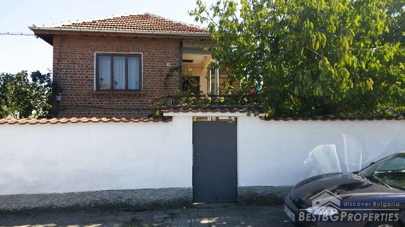 Casa ristrutturata in vendita vicino ad Asenovgrad