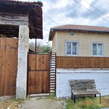 Casa ristrutturata in vendita vicino a Ruse