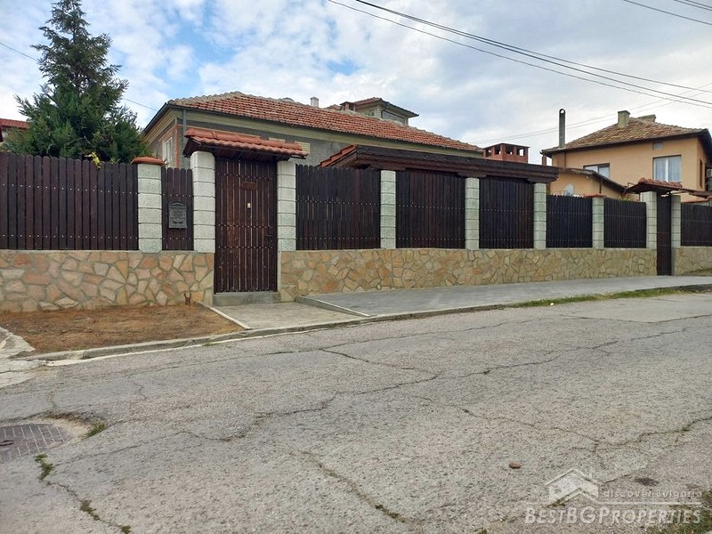 Casa ristrutturata in vendita nella città di Aksakovo