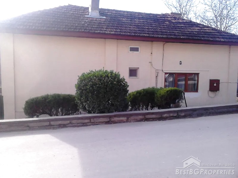 Casa ristrutturata in vendita nella città di Loznitsa