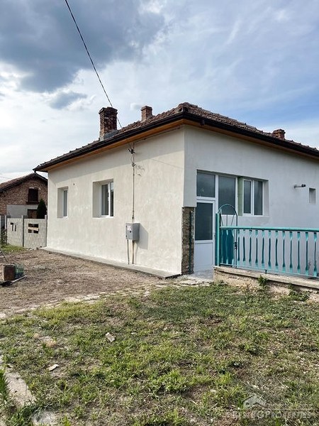 Casa ristrutturata in vendita vicino alla città di Pleven
