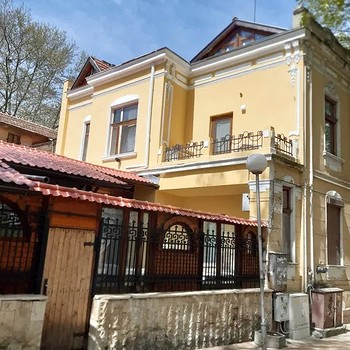 Edificio residenziale in vendita nella città di Dobrich