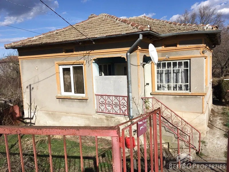 Casa rurale in vendita vicino al Generale Toshevo