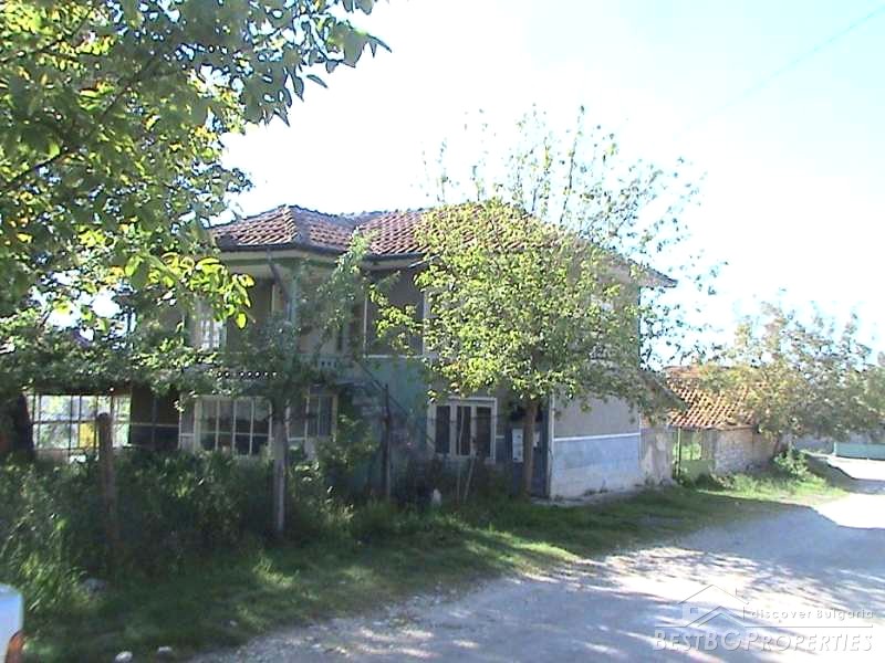 Casa rurale in vendita vicino Provadiya