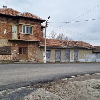 Casa rurale in vendita vicino alla città di Veliko Tarnovo