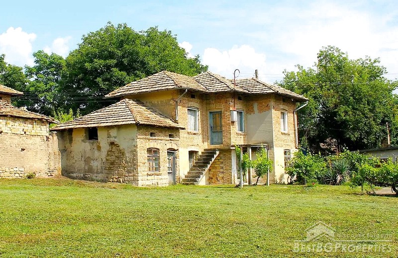 Casa rurale in vendita vicino alla città di Popovo