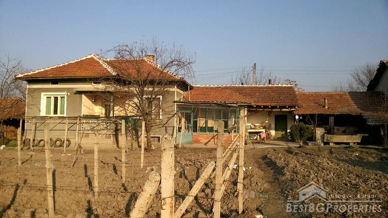 Proprietà rurale in vendita vicino alla città di Levski