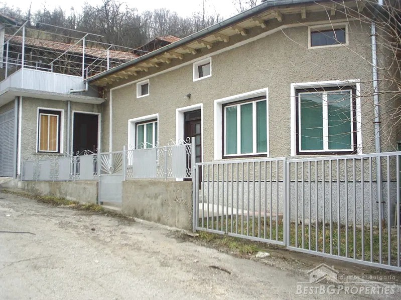 Spaziosa casa in vendita vicino a Veliko Tarnovo