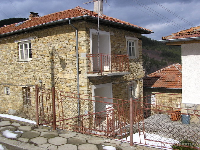 Casa di villaggio splendida nella montagna vicino Smolyan